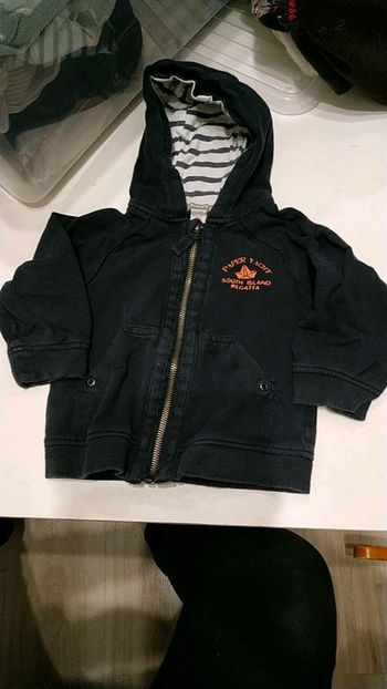 Sweat à capuche zippé 23 mois