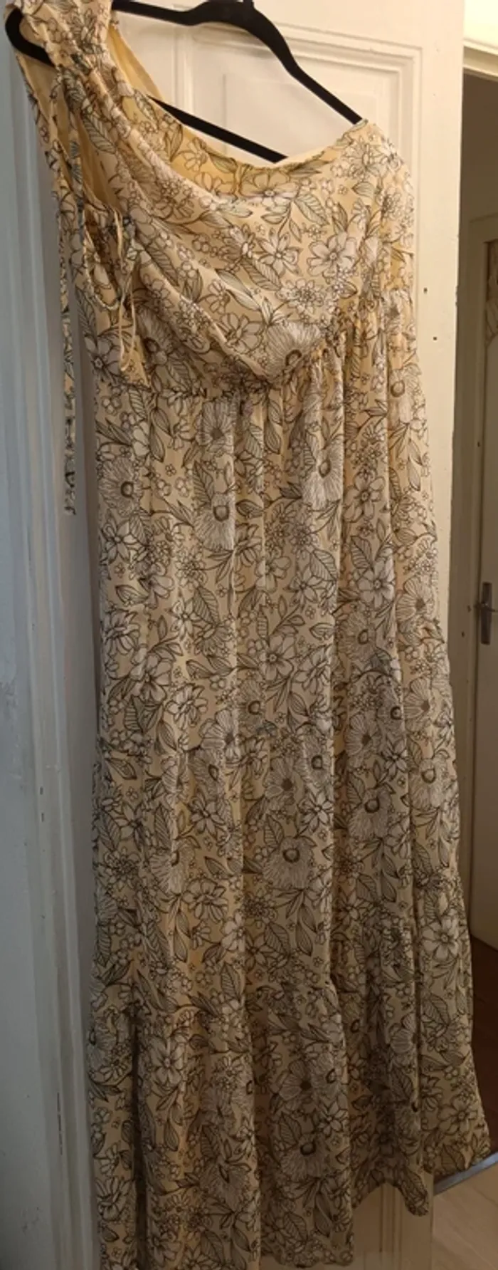 Robe longue asymétrique - photo numéro 4