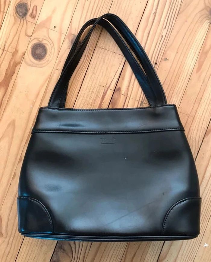 Minelli ravissant sac à main noir TBE🔆 cuir tout doublé L27 x H21 cm et 37 cm avec lanière P 10 cm - photo numéro 2