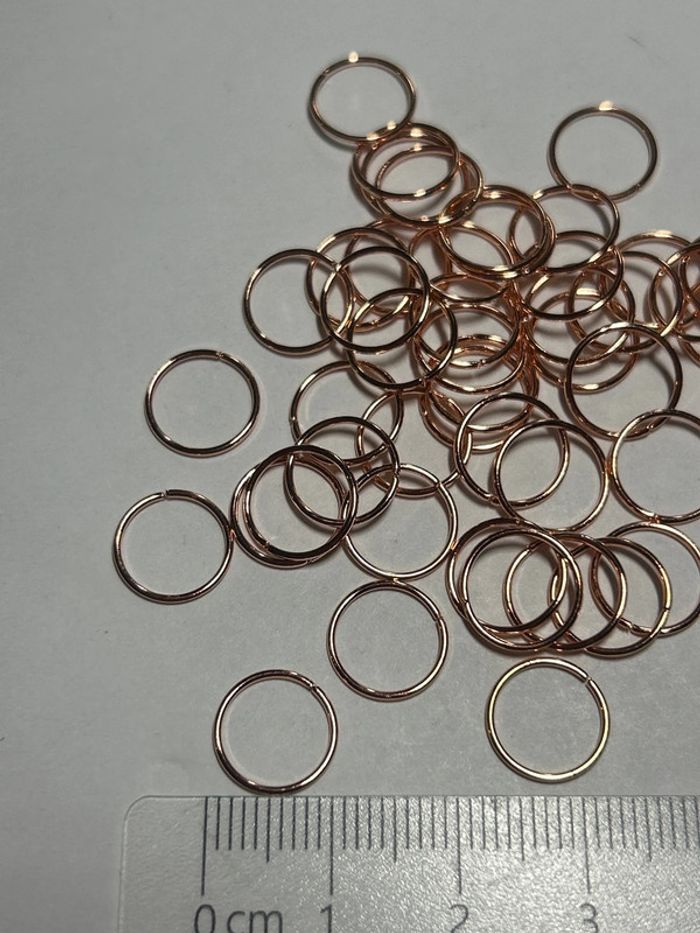 A832, Anneaux dorés roses 10mm en vrac - photo numéro 4