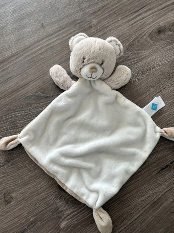 Doudou Ours Plat Blanc et Marron Chiné Tex