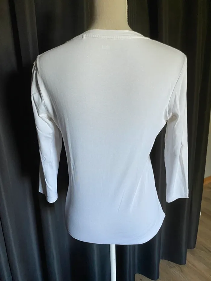 T-shirt blanc Uniqlo manches trois quarts - photo numéro 3