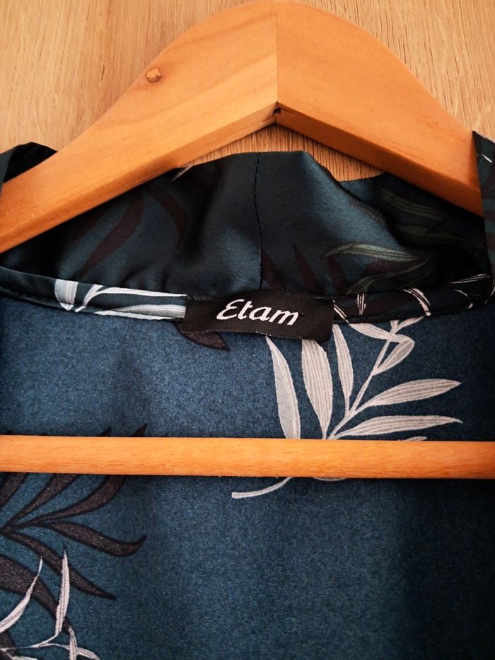 Robe de chambre fleurie - photo numéro 3