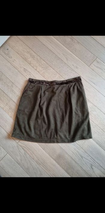 Jupe taille L kaki il hippie