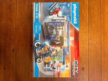 NEUF Playmobil coffret figurines City Action 70568 poste de police et cambrioleurs moto policier