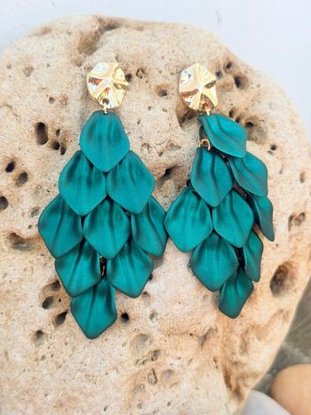 Boucles d’oreilles à pampilles en forme de pétales