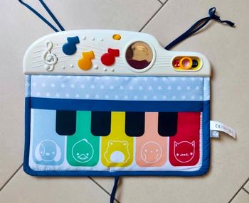 Piano musical bébé