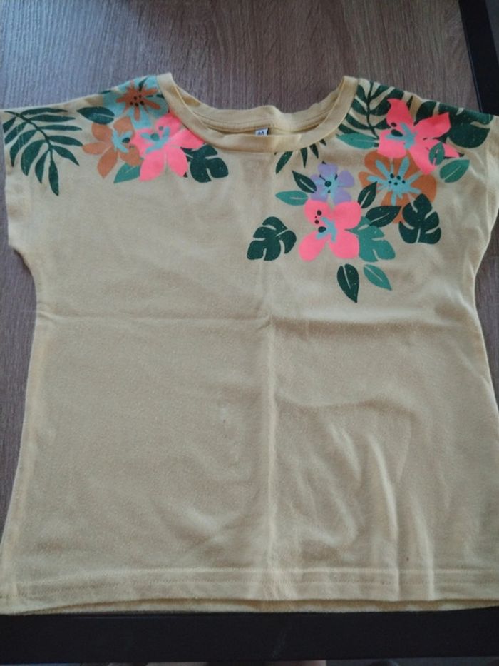 Tee shirt jaune 4 ans