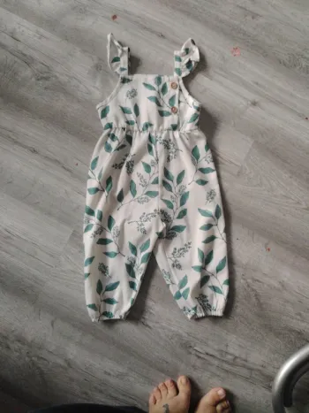 Combinaison pantalon bébé