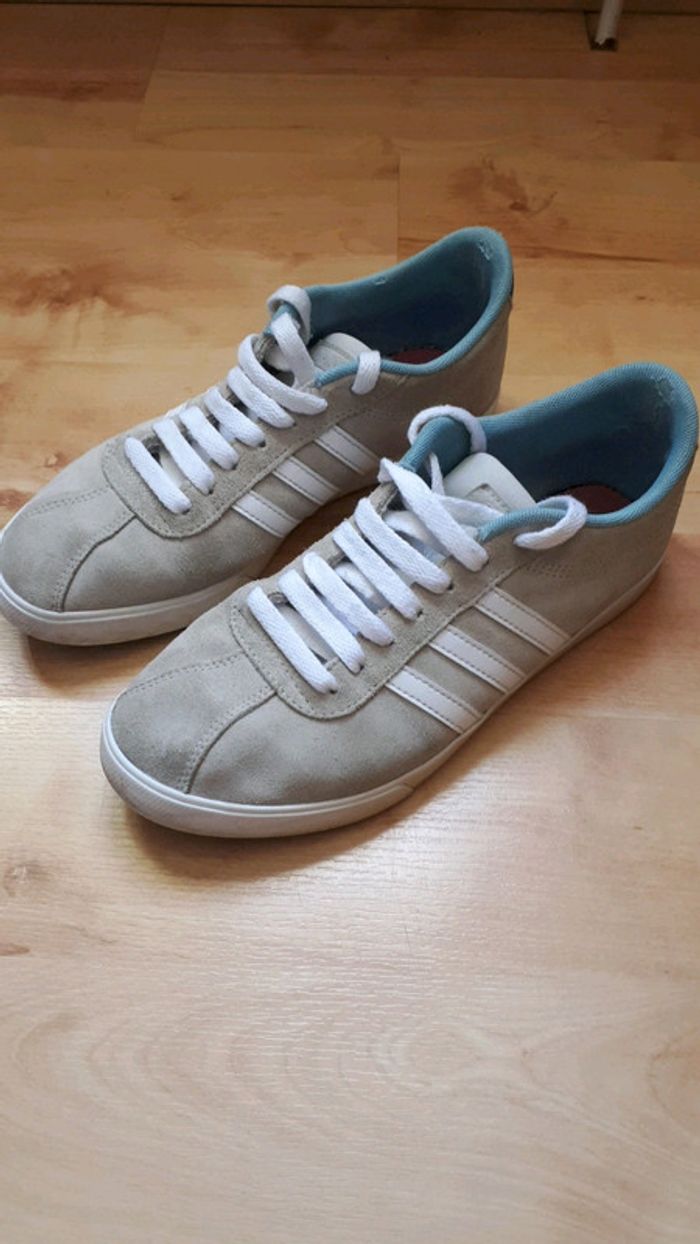 Chaussure/basket Adidas taille 38