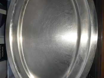 plat de service ovale en l'acier inoxydable