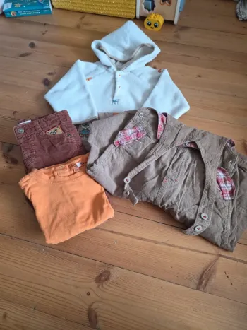 Lot de 4 vetements hiver garçon en 18 mois.
