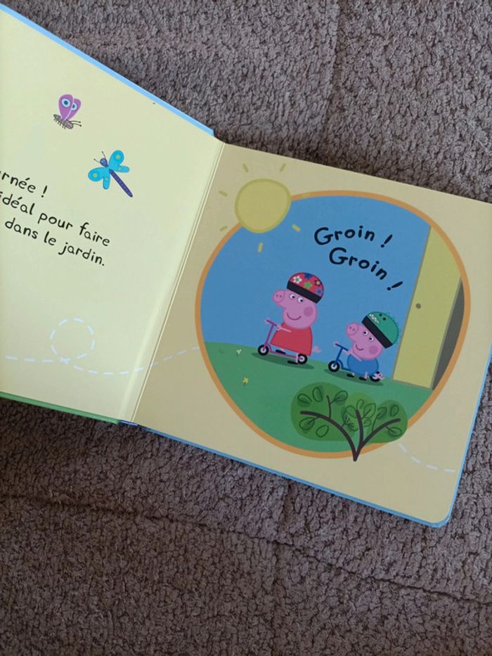 Livre Peppa pig cartonné : Peppa fait de la trottinette - photo numéro 7