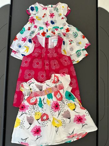 Lot  des 3 robes bébé fille 3-6 mois