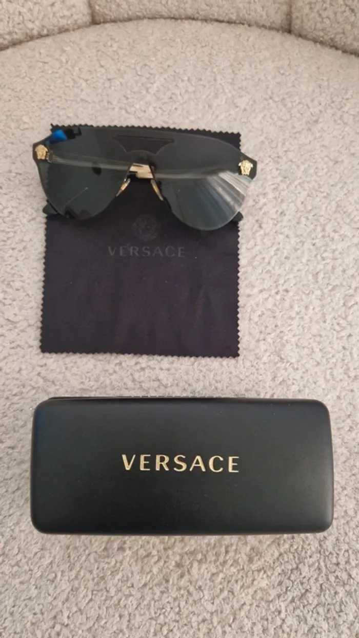 Lunettes de soleil Versace - photo numéro 12