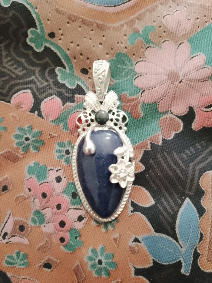 pendentif en métal argenté et lapis lazuli bleue neuf. - photo numéro 2