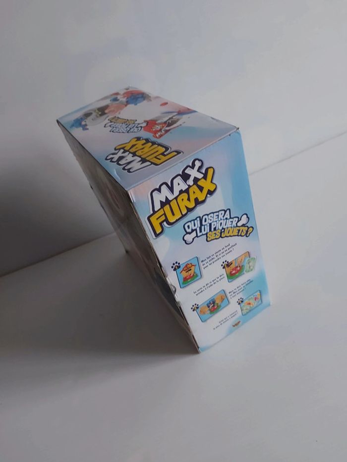 Jeu de société "Max furax" complet, pas abîmé et piles fournies - photo numéro 7