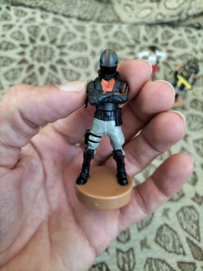 Lot figurines Fortnite - photo numéro 6