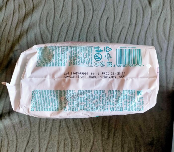 Lot 16 paquets de lingettes Pampers - photo numéro 5