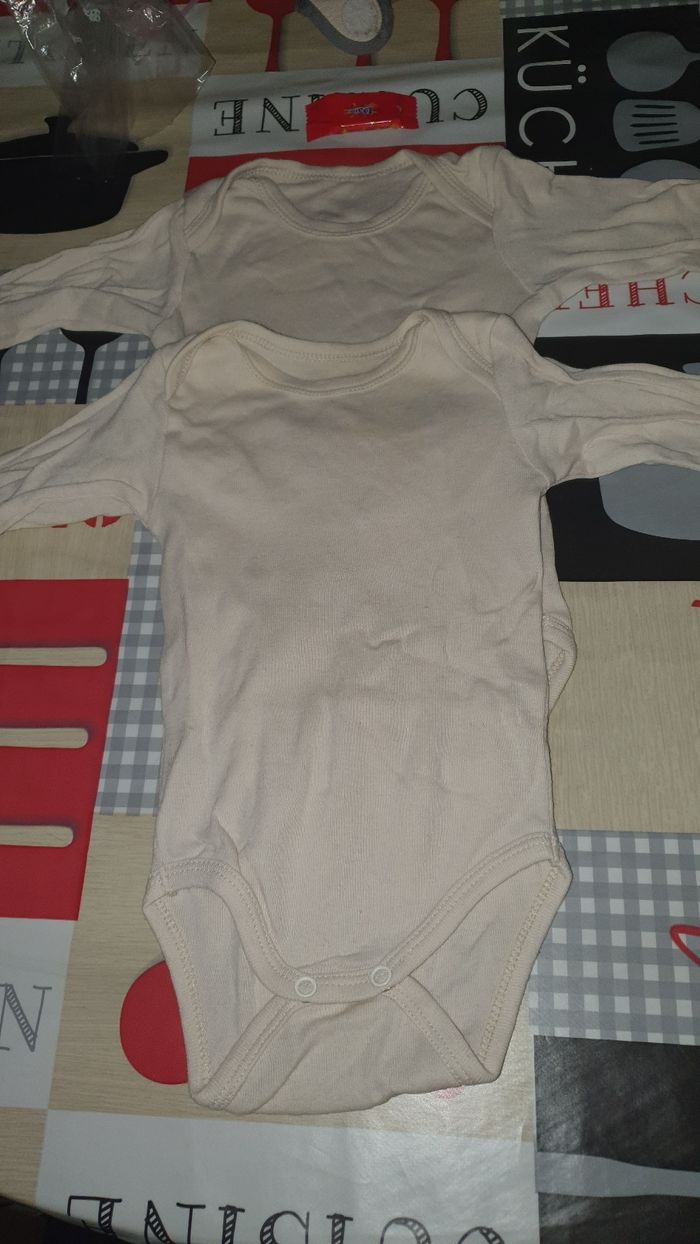 Bodies - photo numéro 3