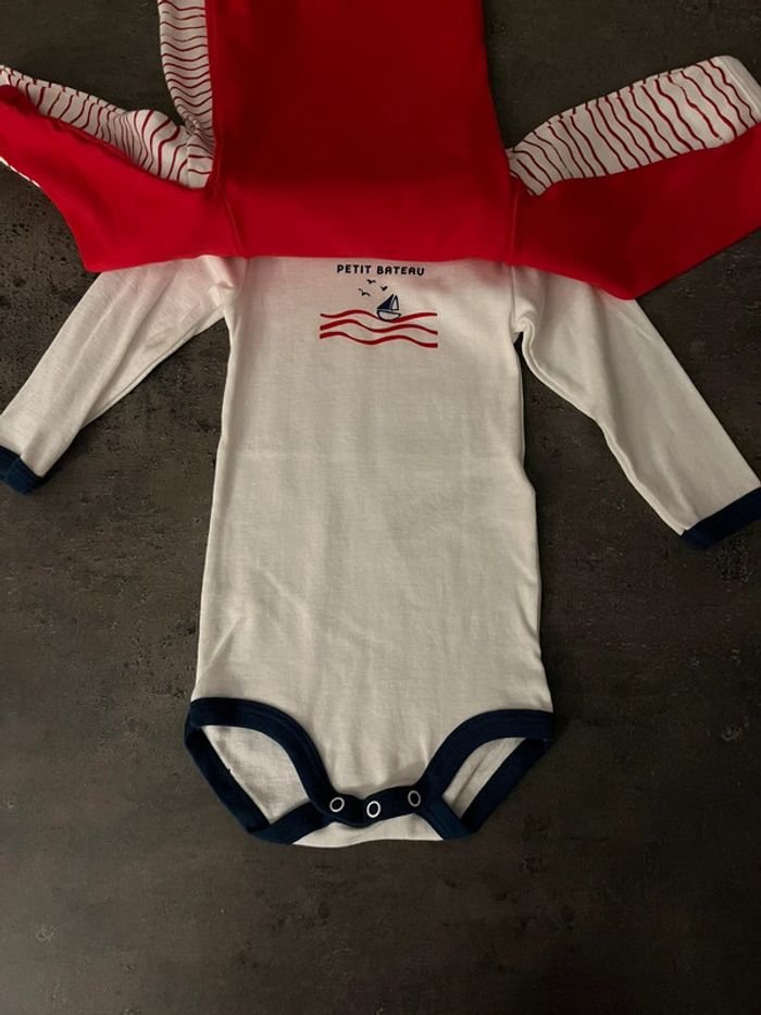 Lot de 3 bodies petit bateau (6 mois) - photo numéro 3