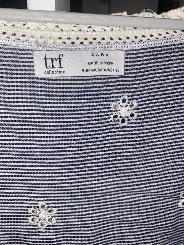 Petite Robe Courte ZARA Rayée Avec Broderie Taille M - photo numéro 9