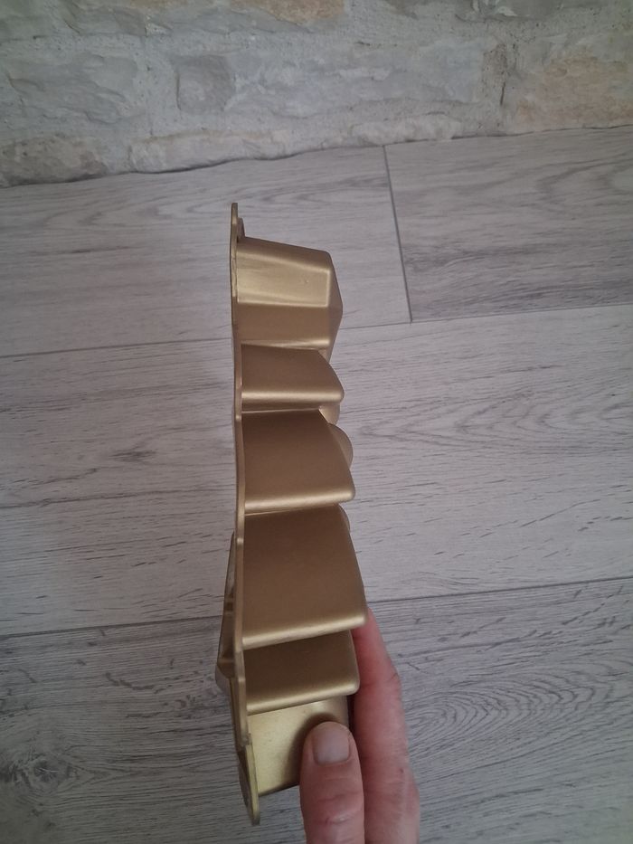 Moule en silicone dore "Sapin de Noel" en tres bon etat - photo numéro 5