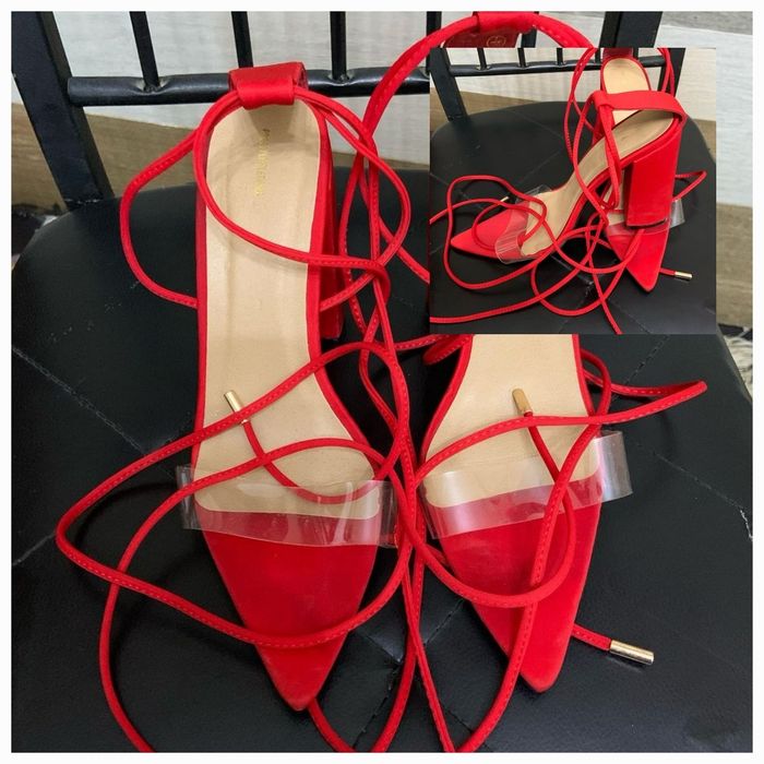 Sandales à talon rouge poiture 40 prettylittleThing
