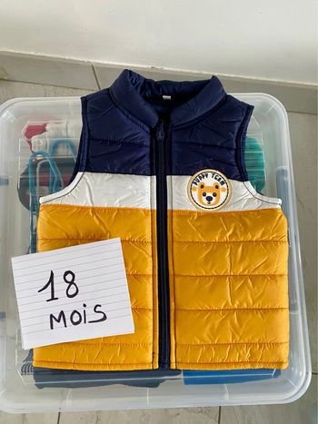 Blouson sans manche 18 mois