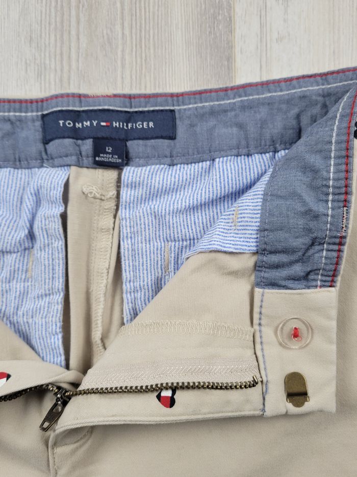 Short Tommy Hilfiger Beige - Taille 40 - Excellent état - photo numéro 3