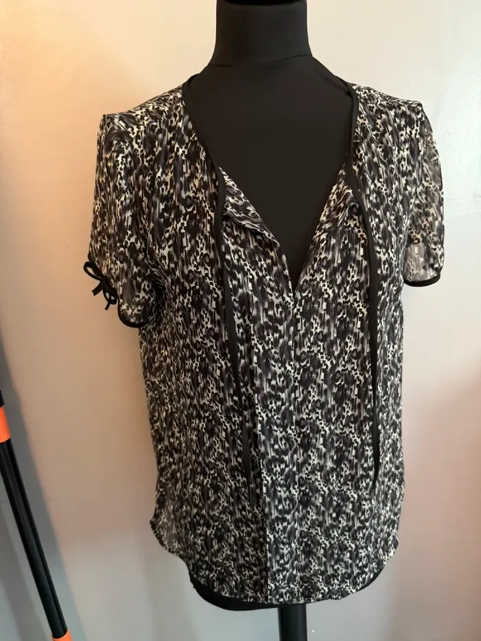 Magnifique blouse Lynn Adler