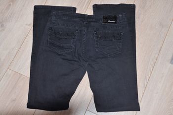 Jean 40 Relood