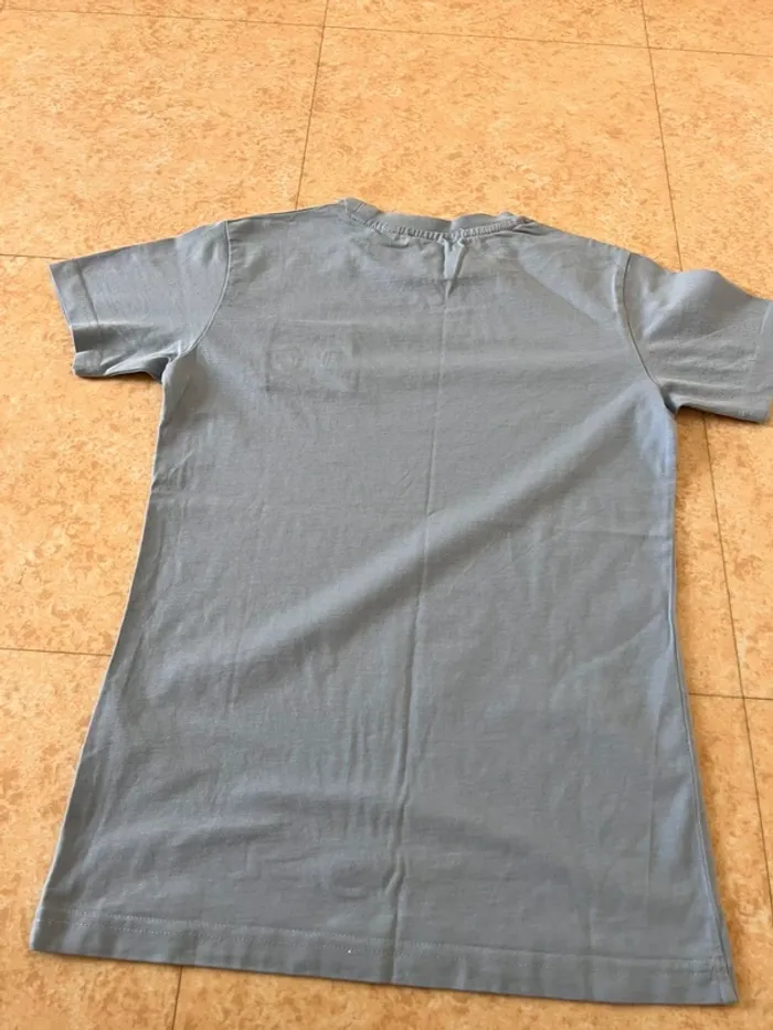 T-shirt pull & bear taille xs - photo numéro 2