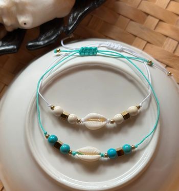 Lot de 2 bracelets coquillage – style été – réglables et neufs
