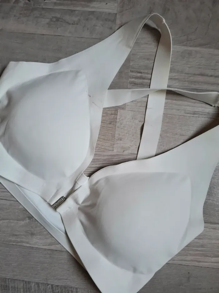 Bralette invisible sans couture ouverture devant - photo numéro 3