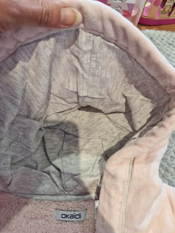 Superbe robe de chambre Okaïbi fille 2 ans rose chaude - photo numéro 5