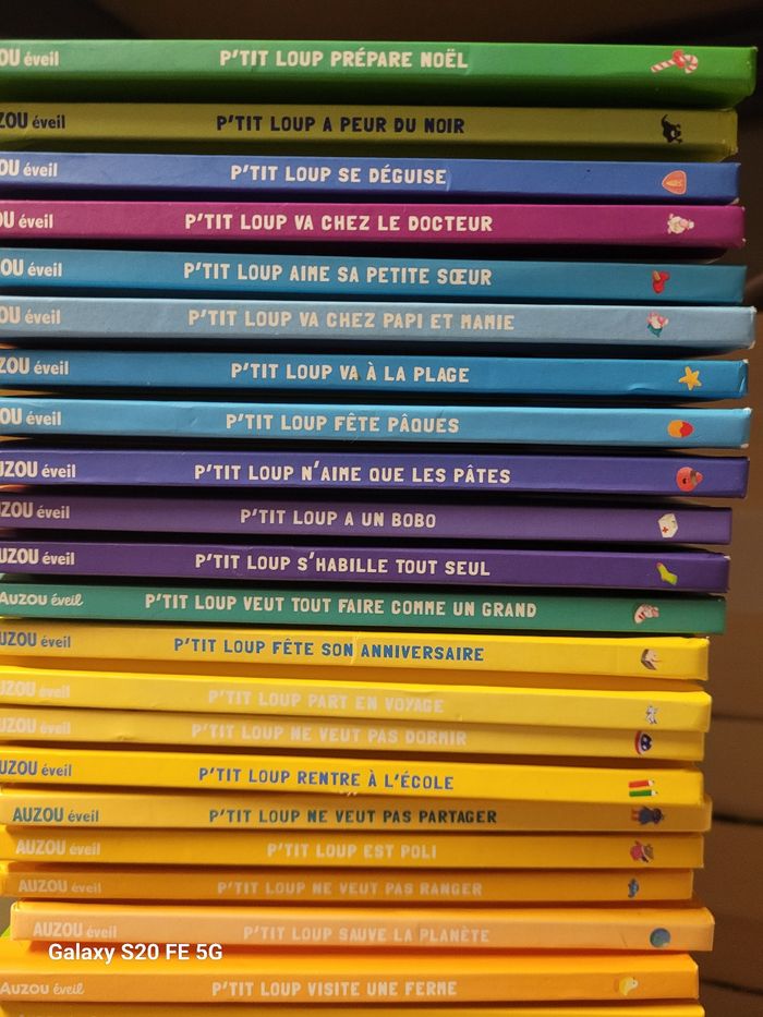 40 livres ptit loup collection complète - photo numéro 3