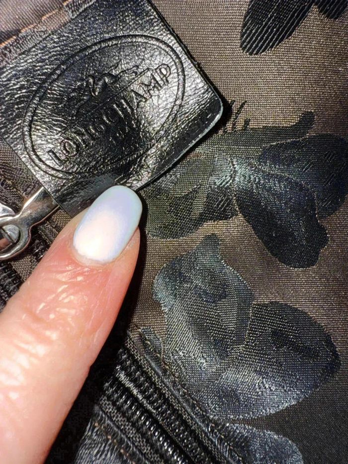 Magnifique Sac à Main Longchamp Le Roseau en Cuir Verni Noir - État Impeccable ! - photo numéro 6