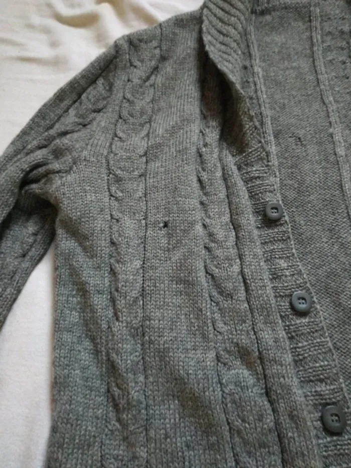 Gilet cardigan gris taille M - photo numéro 2