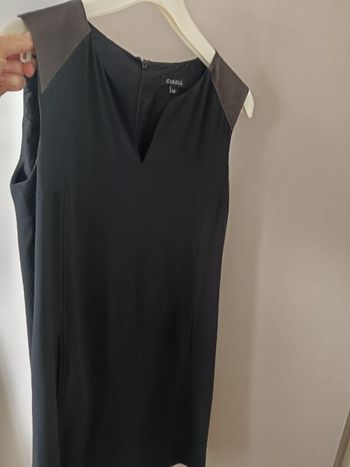 Robe noire CAROLL 38