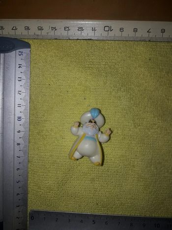 Aladin figurine