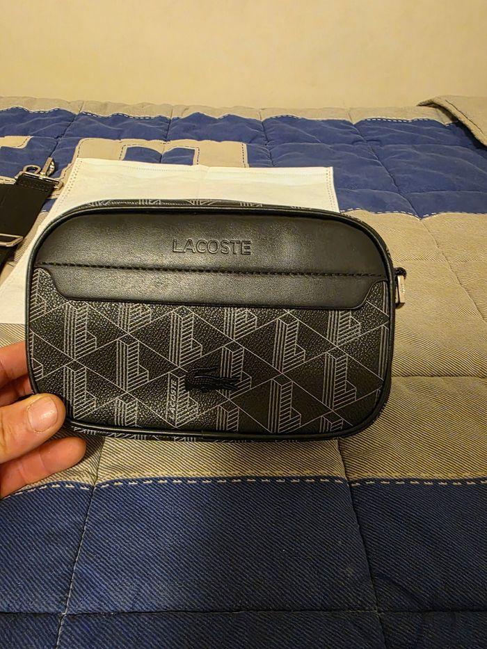 Sac à bandoulière Lacoste - photo numéro 2