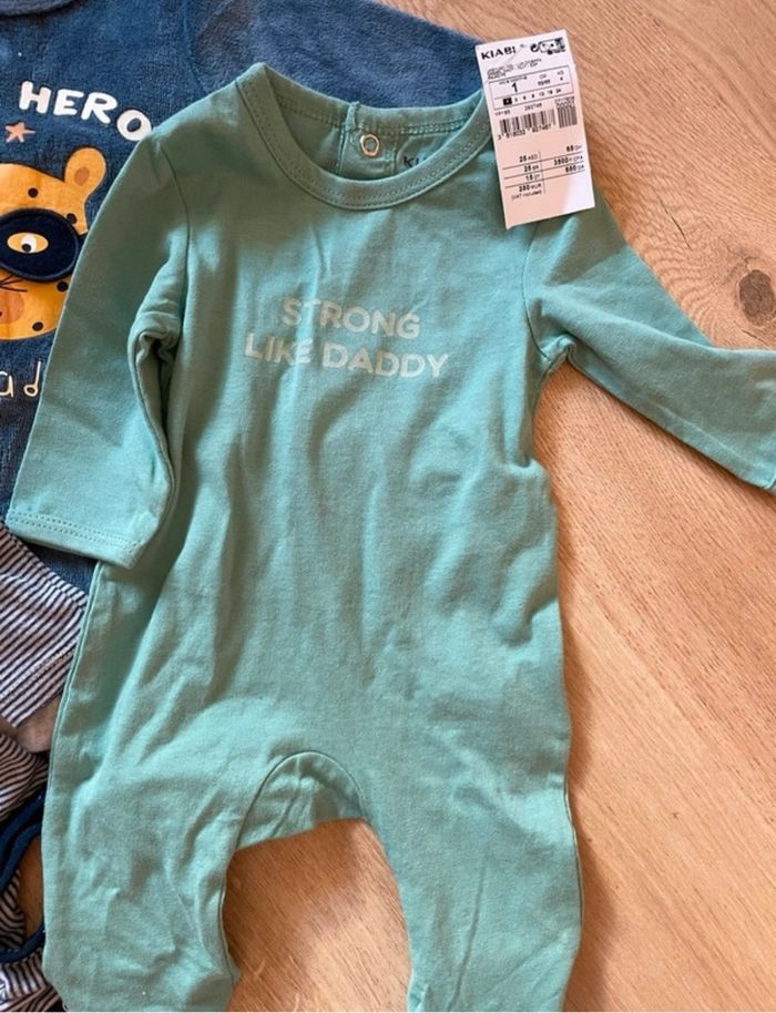 Lot vêtement 1 mois neuf - photo numéro 4