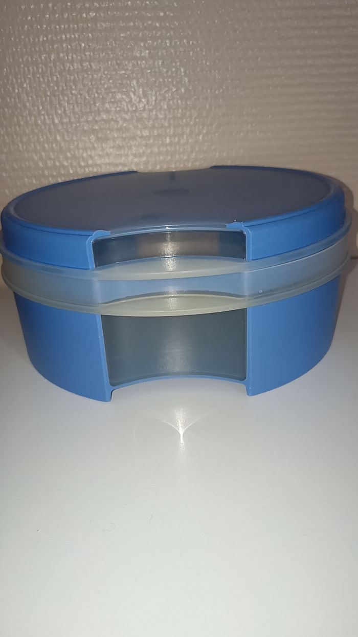 Boite tupperware - photo numéro 3