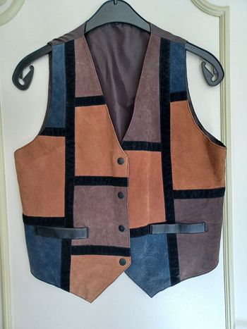 Veste gilet sans manche vintage patchwork en cuir suédé taille M