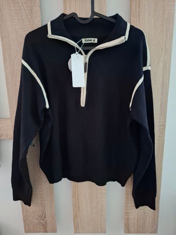 Pull noir taille unique 