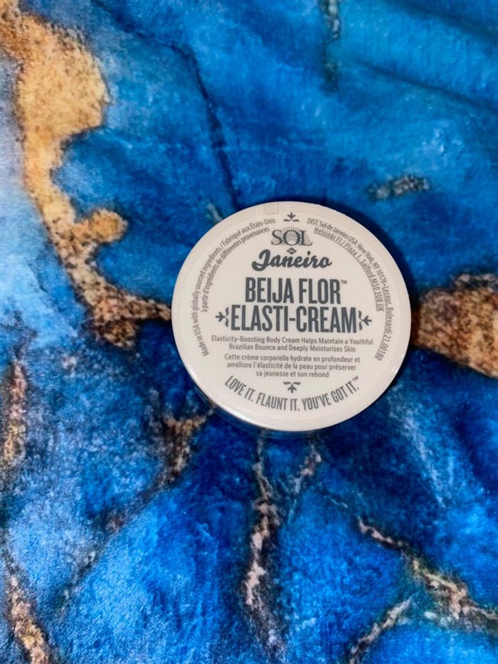 Crème corps parfumée senteur 68  Sol de Janeiro 75 ml