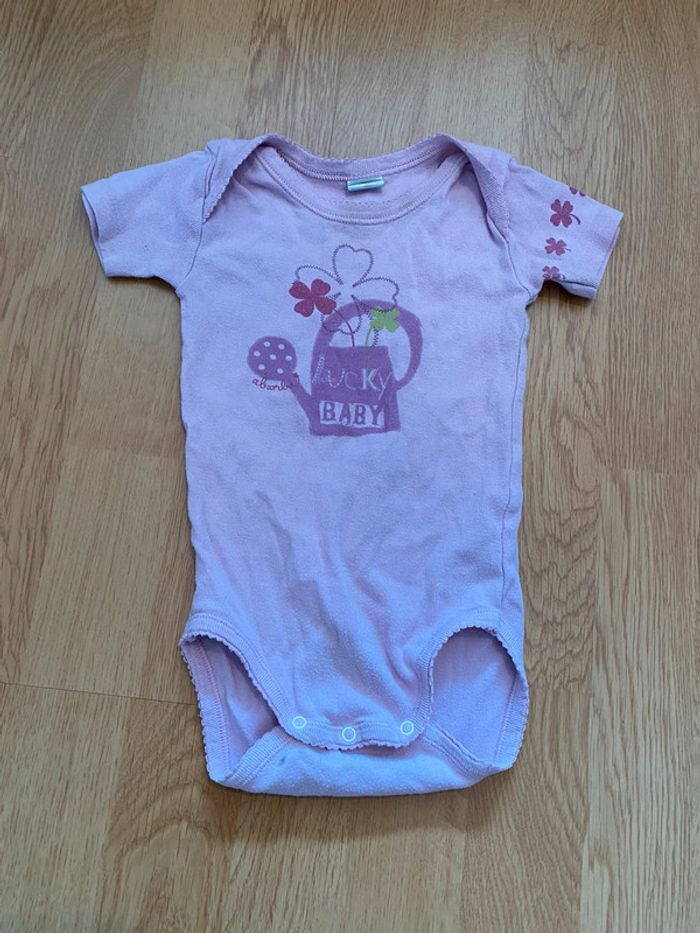 Bodie absorba 18 mois