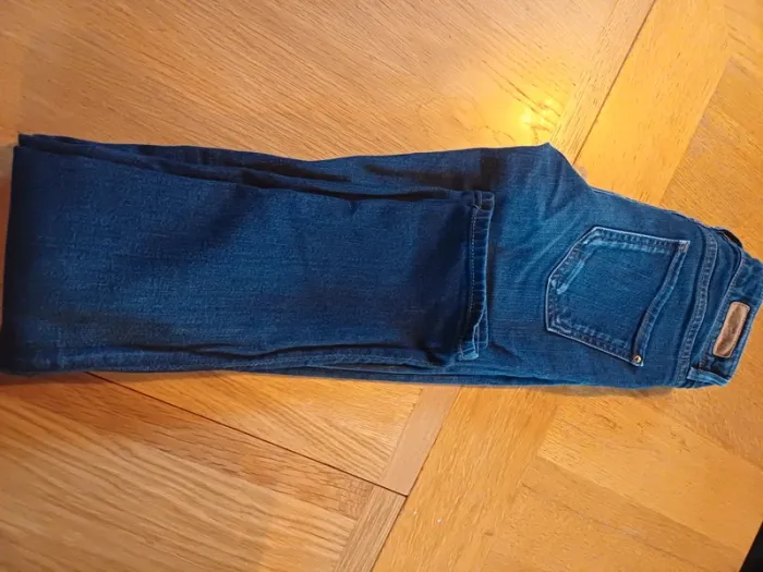 Jean School rag