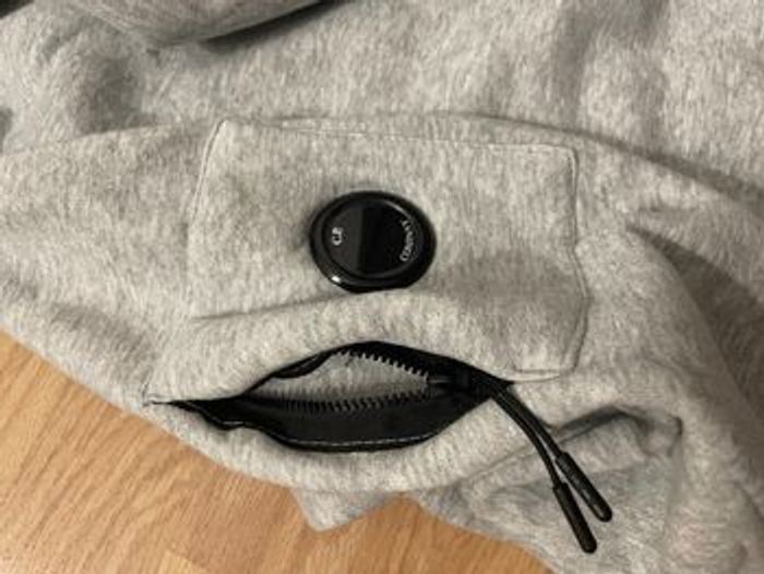 Gilet C.P Compagny - photo numéro 4